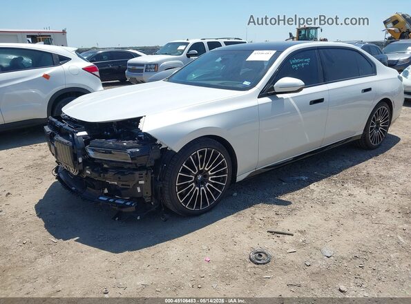 WBA23EH04SCT21250 2025 BMW 7 SERIES White წინა მარცხენა ხედი სამი მეოთხედიდან