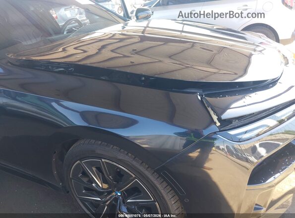 WBA23EH06PCM76129 2023 BMW 7 SERIES Black წინა ხედი