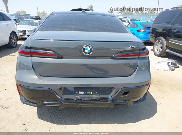 WBA23EH08SCV20253 2025 BMW 7 SERIES Gray 