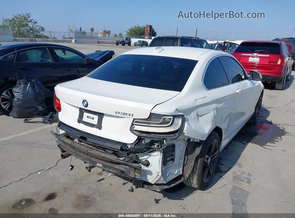 WBA2F9C32HV664863 2017 BMW 2 SERIES White წინა ხედი