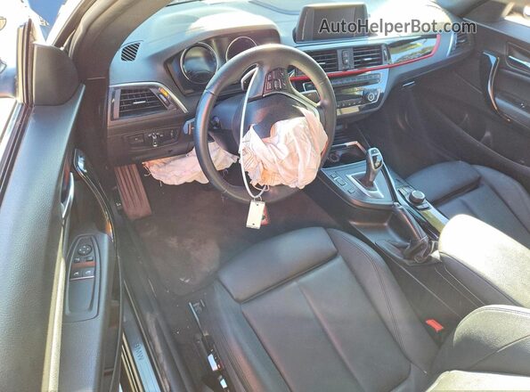 WBA2J1C52JVD09251 2018 BMW 2 SERIES Black Widok deski rozdzielczej