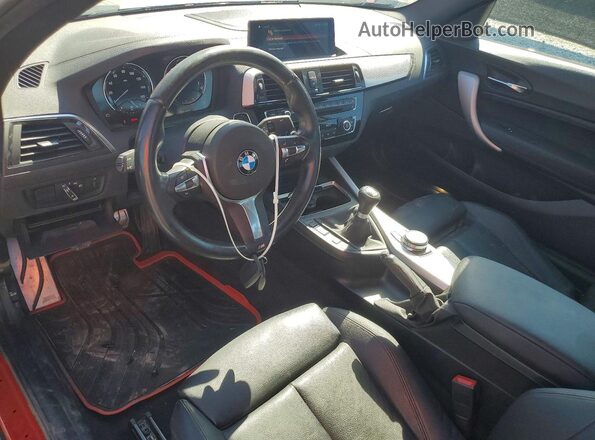 WBA2J5C59JVB27991 2018 BMW M2 Красный Вид панели приборов