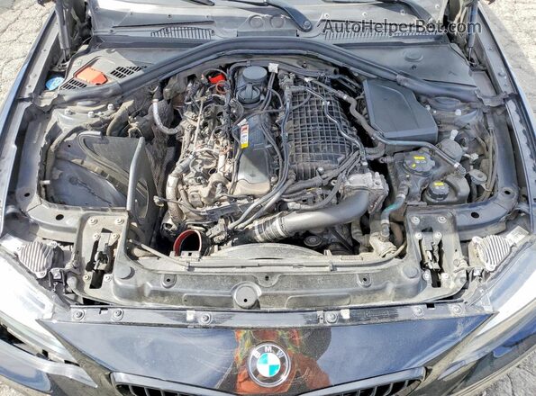 WBA2J7C50JVB28412 2018 BMW M2 Black Vista interior trasera