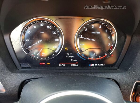WBA2J7C53JVD60552 2018 BMW M2 Red Вид щитка приладів