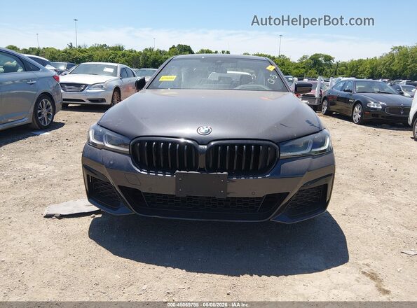 WBA33AG06PCL90639 2023 BMW 5 SERIES Black Widok zestawu wskaźników