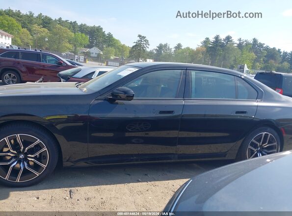 WBA33EH02TCX68648 2026 BMW 7 SERIES Black Панорамний вид салону 360°