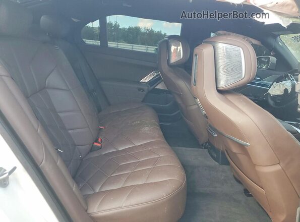 WBA33EH03TCW93507 2026 BMW 7 SERIES White Rear seats view