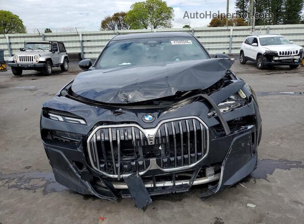 WBA33EH09RCP71748 2024 BMW 7 SERIES Черный Вид спереди