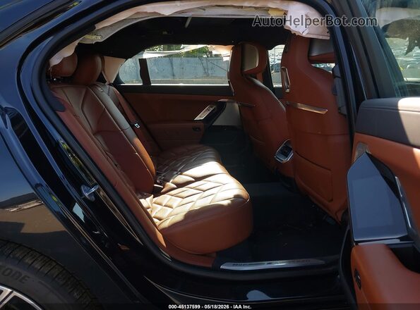 WBA33EJ02PCL97135 2023 BMW 7 SERIES Black Vista de la etiqueta del VIN