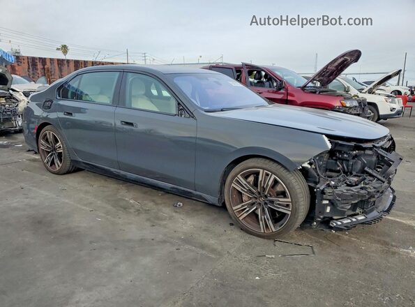 WBA33EJ04RCS19052 2024 BMW 7 SERIES Серый Передняя правая четверть