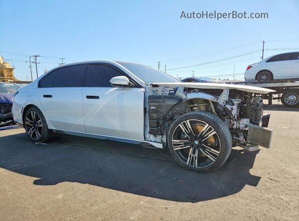 WBA33EJ0XRCT10214 2024 BMW 7 SERIES White Przód prawy