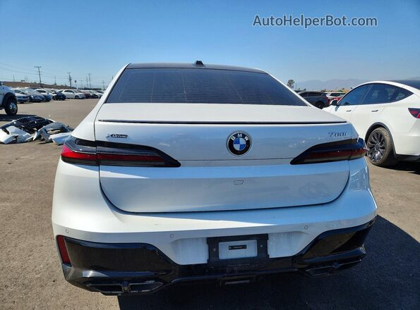 WBA33EJ0XRCT10214 2024 BMW 7 SERIES White Widok z tyłu