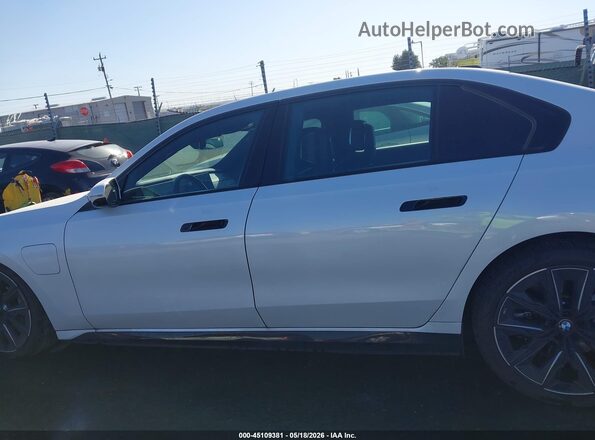 WBA43EH01SCV37923 2025 BMW 7 SERIES White Widok wnętrza 360 stopni