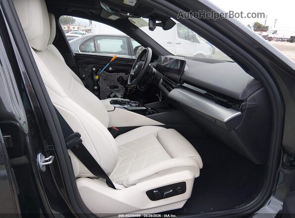 WBA43FJ00RCR13862 2024 BMW 7 SERIES Gray Widok wnętrza z przodu