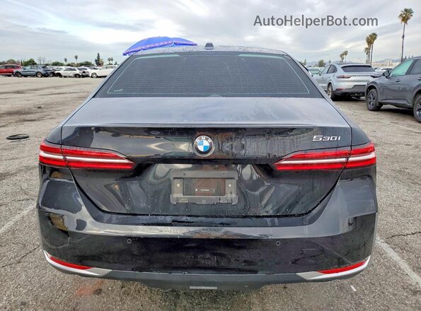 WBA43FJ05RCS86883 2024 BMW 5 SERIES Черный Вид сзади