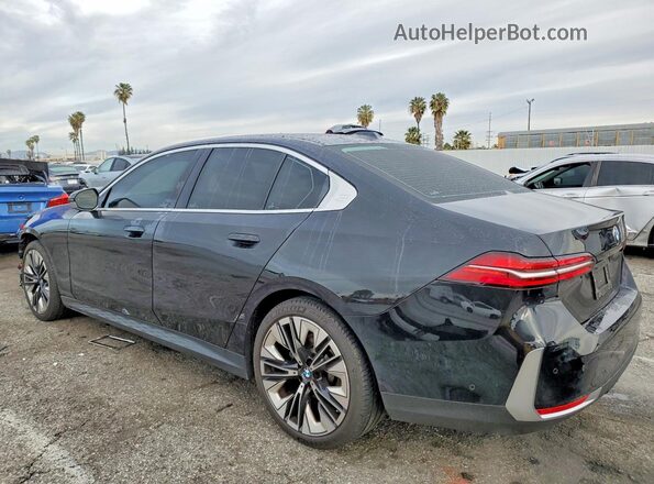 WBA43FJ05RCS86883 2024 BMW 5 SERIES Черный Задняя левая четверть