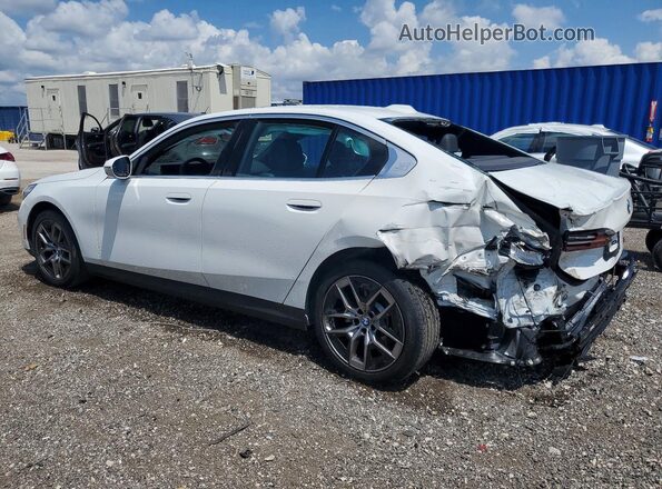 WBA43FJ06TCW26775 2026 BMW 5 SERIES White Trasero izquierdo