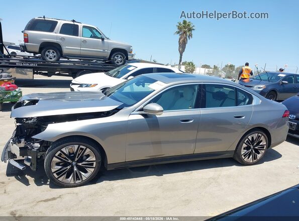 WBA43FJ07RCR24518 2024 BMW 5 SERIES Silver 