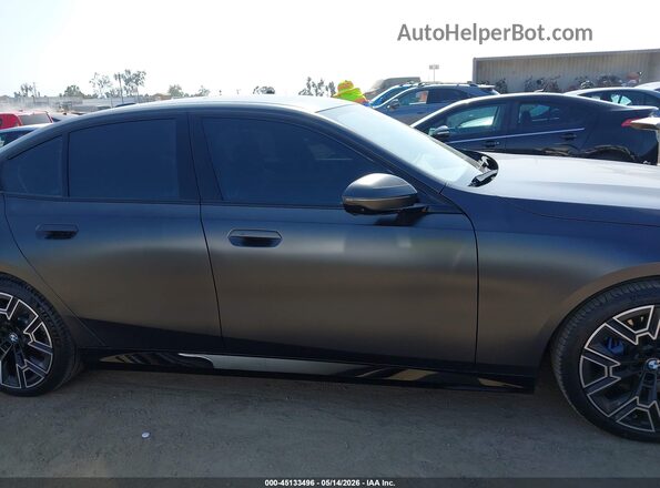 WBA43FJ09SCU39383 2025 BMW 5 SERIES Dark Blue Rear interior view