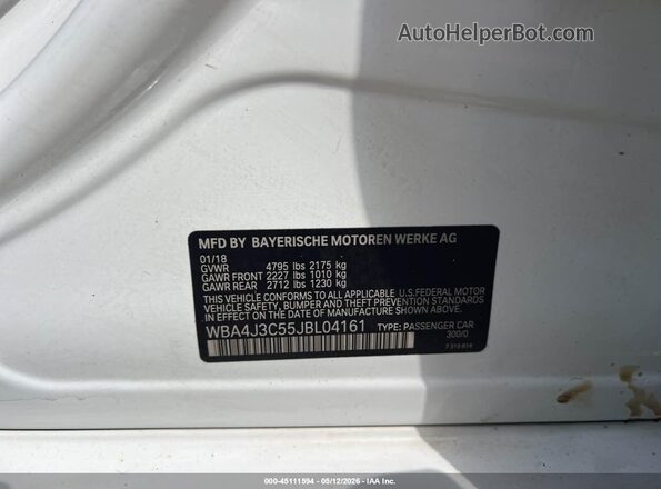 WBA4J3C55JBL04161 2018 BMW 4 SERIES White Vista del compartimento del motor