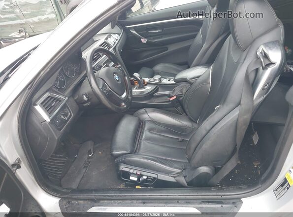WBA4Z1C56JEC70651 2018 BMW 4 SERIES Silver Widok wnętrza z przodu