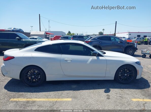 WBA53AP08NCK93111 2022 BMW 4 SERIES White Widok zestawu wskaźników