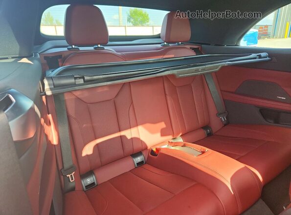 WBA53AT01RCP90139 2024 BMW M4 Gray Вид задніх сидінь