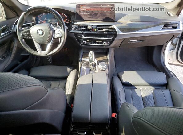 WBA53BH03MCF71161 2021 BMW 5 SERIES White Widok deski rozdzielczej