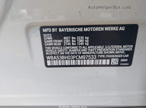 WBA53BH03PCM97533 2023 BMW 5 SERIES White Vista del compartimento del motor