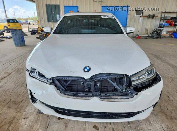 WBA53BH07PCM01550 2023 BMW 5 SERIES Белый Вид спереди