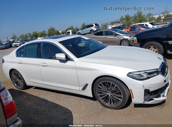 WBA53BJ01PWY07820 2023 BMW 5 SERIES Белый Вид задней части салона