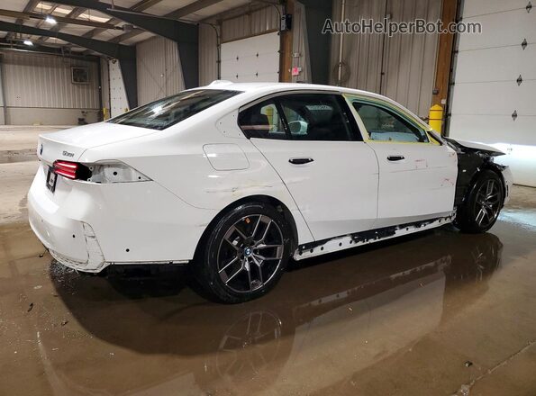 WBA53FJ09TCV23712 2026 BMW 5 SERIES White Задня права чверть
