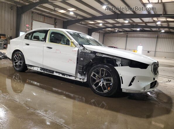 WBA53FJ09TCV23712 2026 BMW 5 SERIES White 