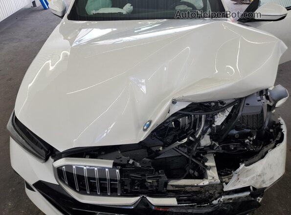 WBA53FJ0XTCX57115 2026 BMW 5 SERIES White Vista de la etiqueta del VIN