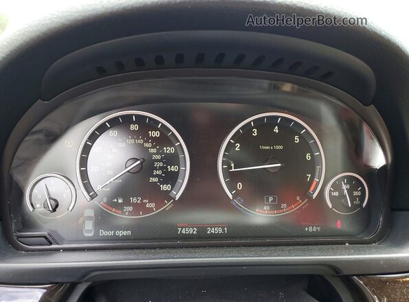 WBA5A5C53GG348378 2016 BMW 5 SERIES Black Widok zestawu wskaźników