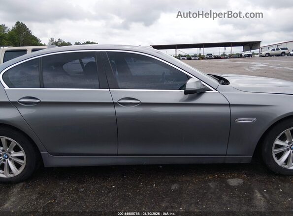WBA5A7C59GG148262 2016 BMW 5 SERIES Gray Rear interior view