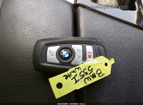 WBA5B3C58GG259455 2016 BMW 5 SERIES White Dashboard view