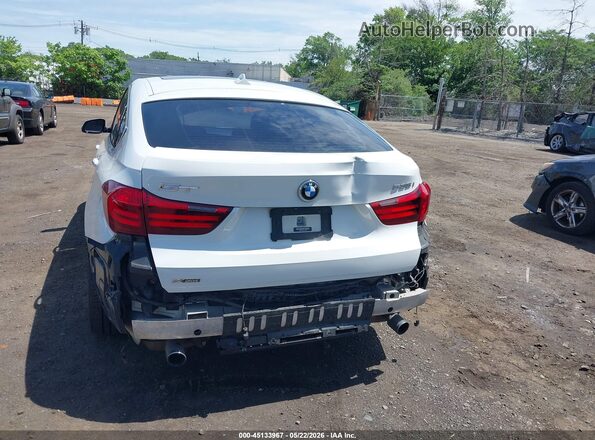WBA5M4C50GD186826 2016 BMW 5 SERIES White Դիմացի տեսք
