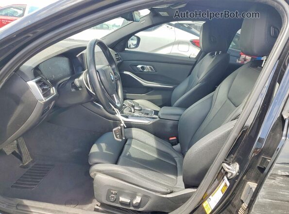 WBA5R1C5XKAJ98833 2019 BMW 3 SERIES Черный Вид салона спереди