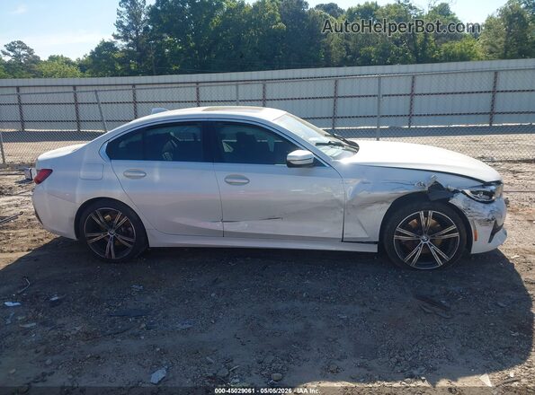 WBA5R7C01MFK10865 2021 BMW 3 SERIES White Rear interior view