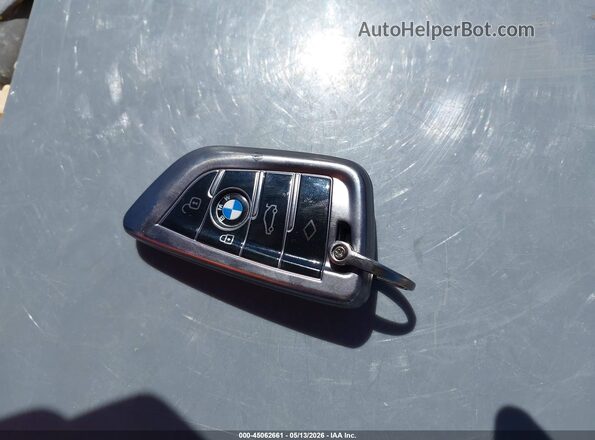 WBA5U9C05LFH04500 2020 BMW M3 White Vista del salpicadero