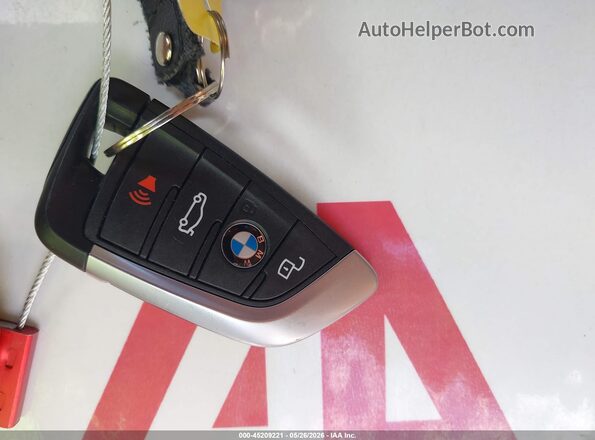 WBA63AV03RFR06764 2024 BMW 4 SERIES White Առջևի վահանակի տեսք