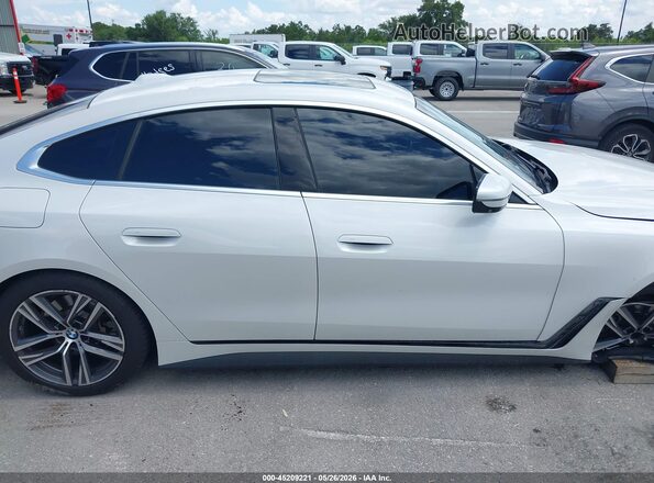 WBA63AV03RFR06764 2024 BMW 4 SERIES White Սալոնի 360 աստիճան տեսք