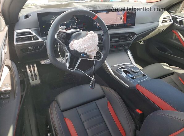 WBA63DB09TCW54937 2026 BMW M4 Белый Вид панели приборов
