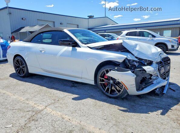 WBA63DB09TCW54937 2026 BMW M4 Белый Передняя правая четверть