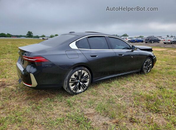WBA63FJ09SCU20499 2025 BMW 5 SERIES Gray Rear right