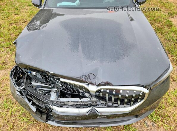 WBA63FJ09SCU20499 2025 BMW 5 SERIES Gray Rear interior view