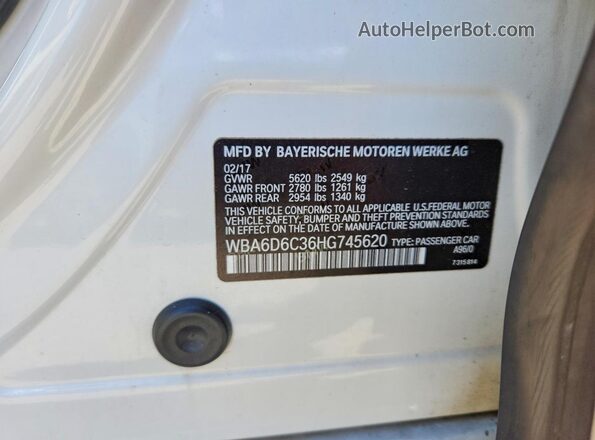 WBA6D6C36HG745620 2017 BMW ALPINA White Vista del compartimento del motor
