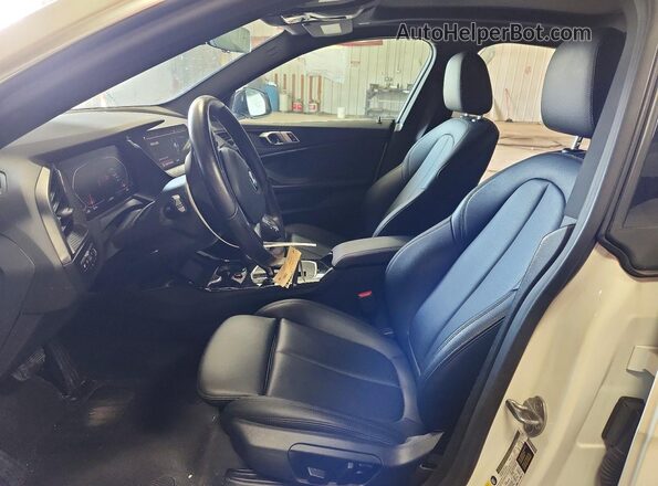 WBA73AK01M7J36740 2021 BMW 2 SERIES White Front interior view