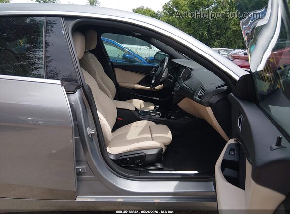 WBA73AK01R7R53780 2024 BMW 7 SERIES Gray Vista interior delantera